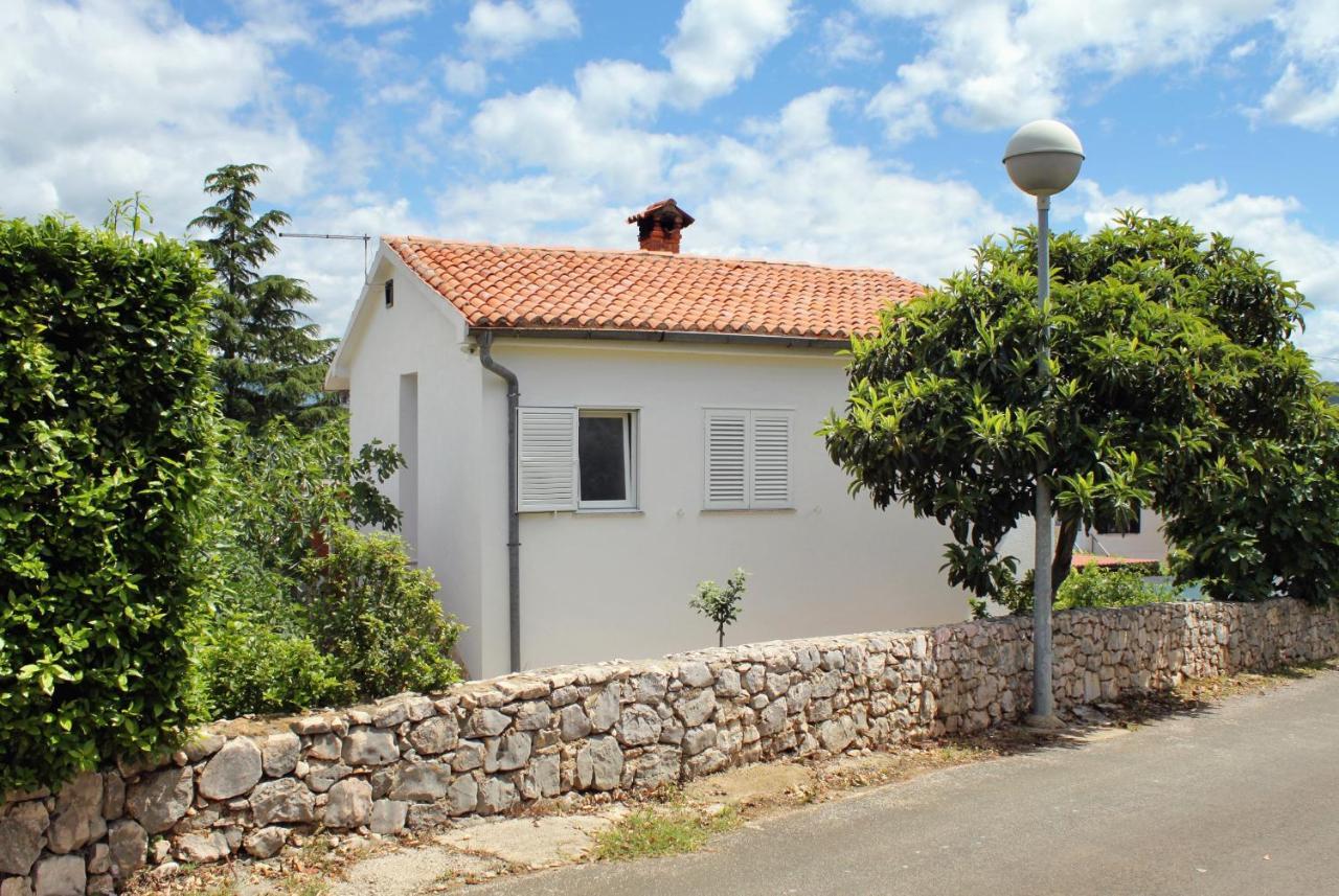 Apartments By The Sea Vantacici, Krk - 5347 Malinska Exteriér fotografie